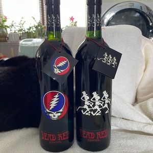 Dead Head, Dead Red Unwine